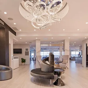 Executive Residency By Western View North Hotel