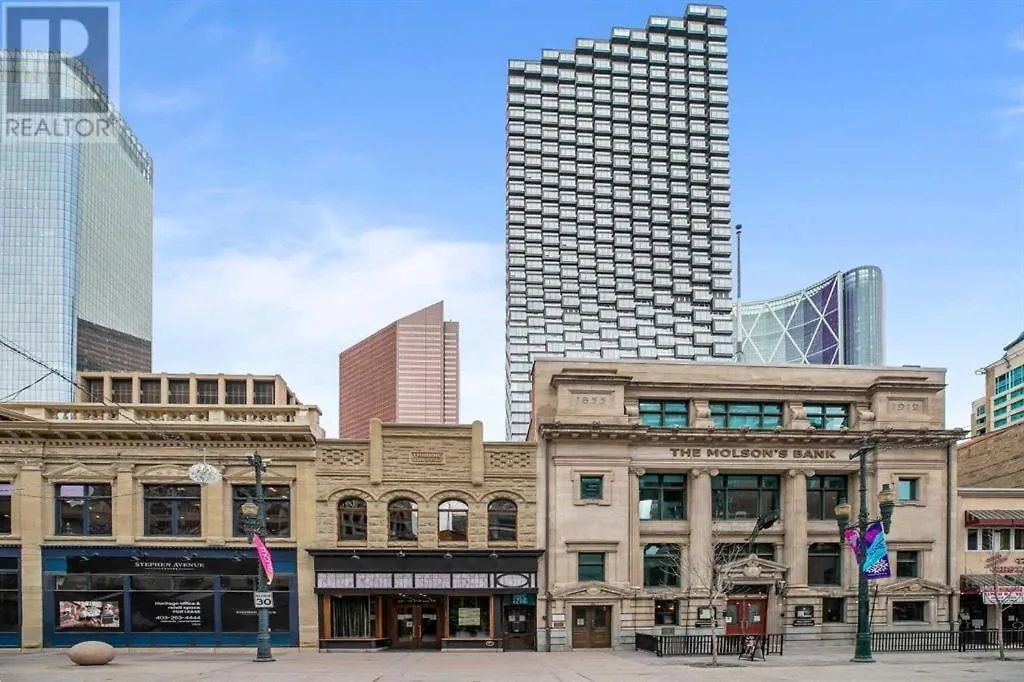 Stylish Condo With Exclusive Rooftop Pool Calgary Canada